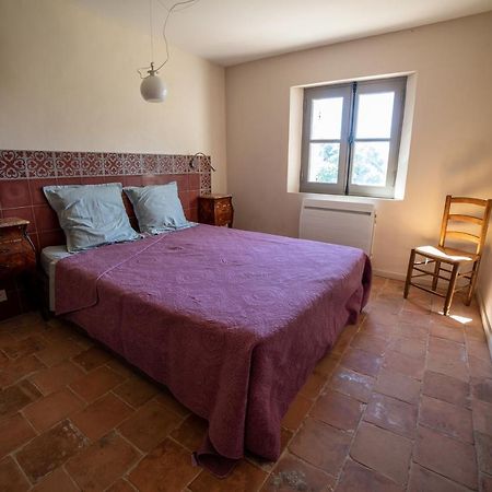 Domaine Les Perpetus Villa La Tour-d'Aigues Ngoại thất bức ảnh