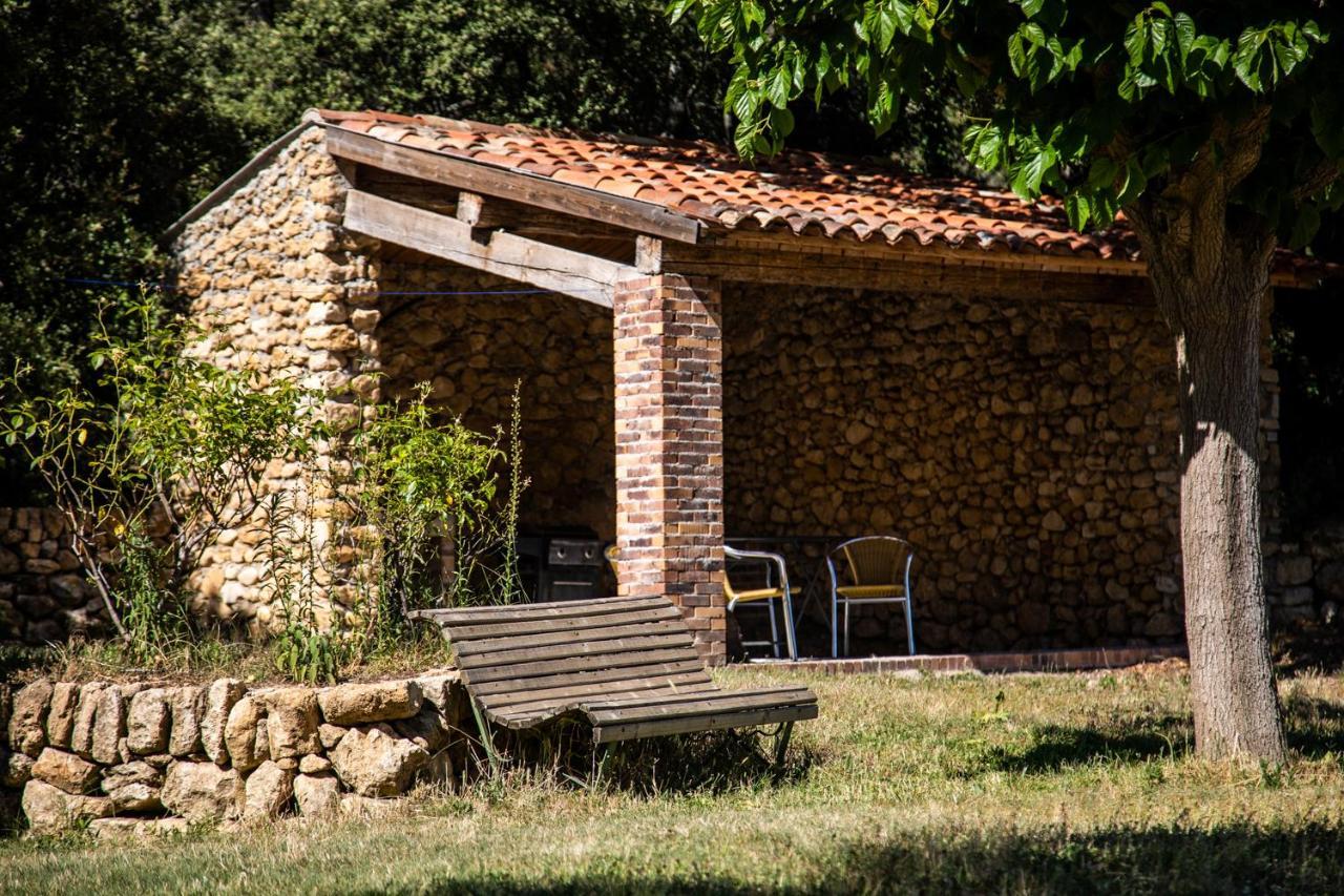Domaine Les Perpetus Villa La Tour-d'Aigues Ngoại thất bức ảnh