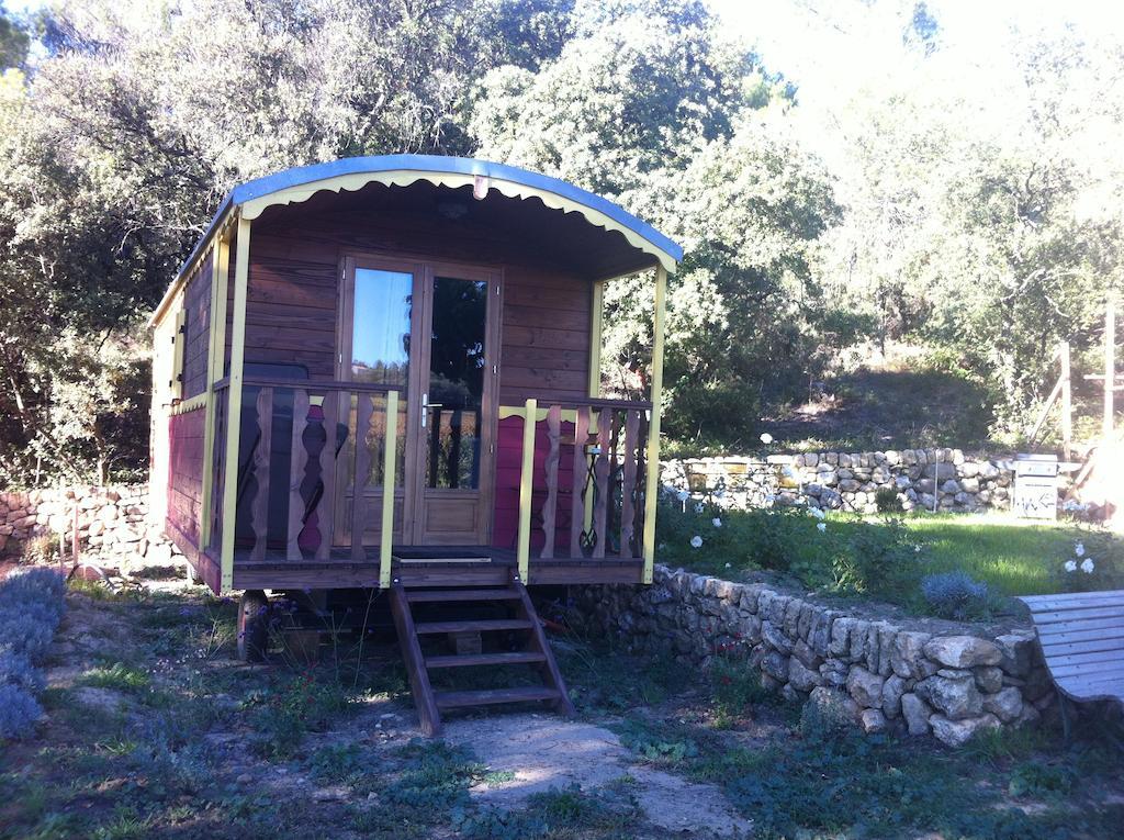Domaine Les Perpetus Villa La Tour-d'Aigues Ngoại thất bức ảnh